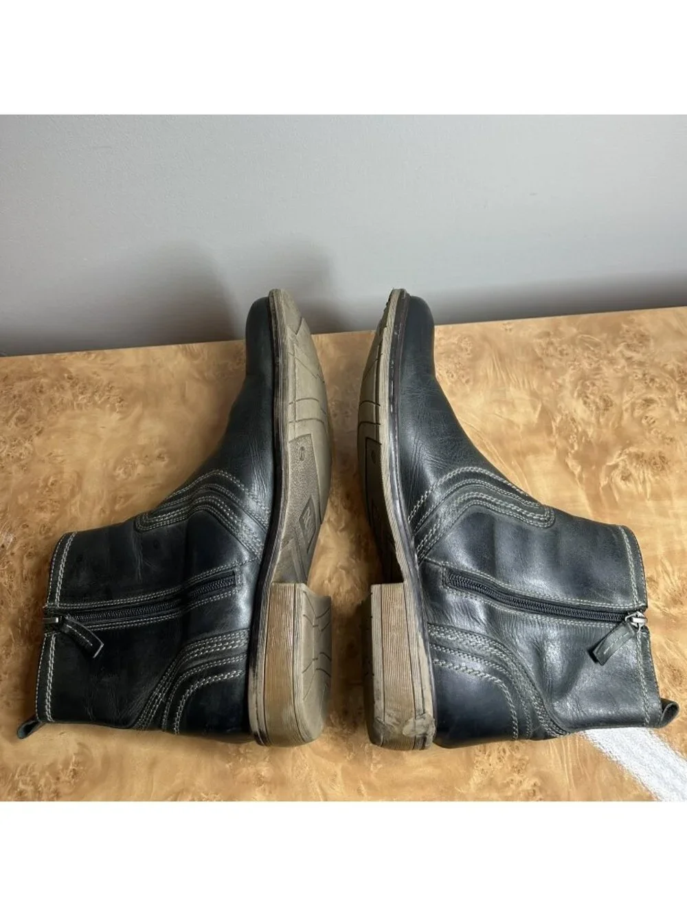 Roan Black Leather Side Zip Ankle Boots Men's Size 11 Distressed Leather